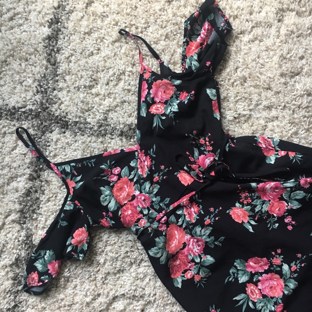 Floral Cold Shoulder Midi Dress